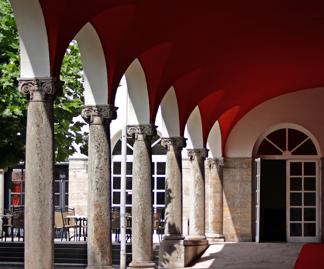 首都電影院，光影交織的都市之夢(mèng)