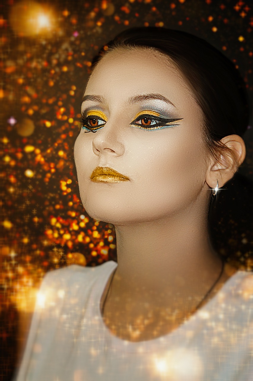 腫眼泡女明星的逆襲之路，獨特魅力的閃耀之旅