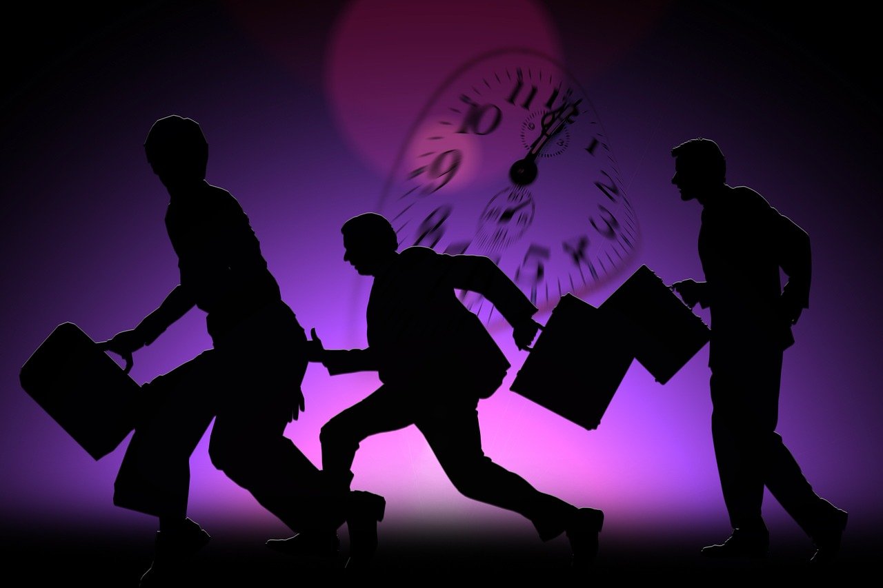 QG戰(zhàn)隊熱血競技時刻，榮耀戰(zhàn)場上的巔峰對決視頻