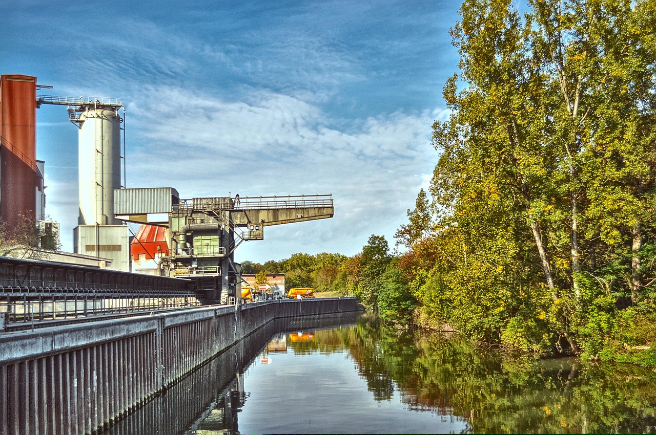 河鋼樂(lè)亭基地動(dòng)態(tài)，引領(lǐng)鋼鐵行業(yè)邁向新高度，展現(xiàn)領(lǐng)先實(shí)力