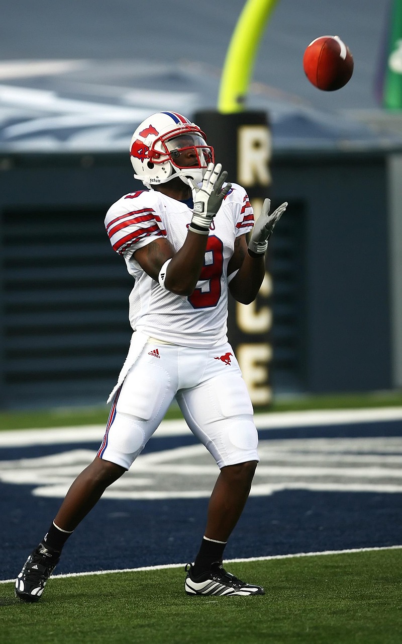 超越時(shí)空的守護(hù)者迪迦再度歸來，最新動態(tài)揭秘！