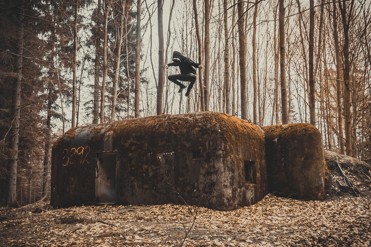 老電影地道戰(zhàn)，歷史記憶與戰(zhàn)爭智慧的再現(xiàn)之旅