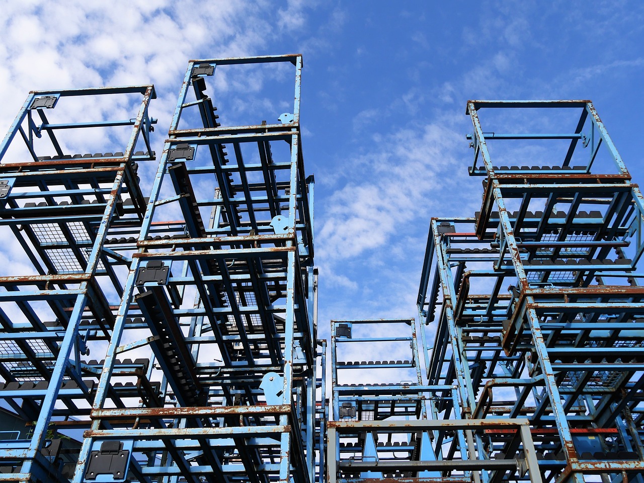 基坑邊防護最新規(guī)范詳解，安全標準與要求更新