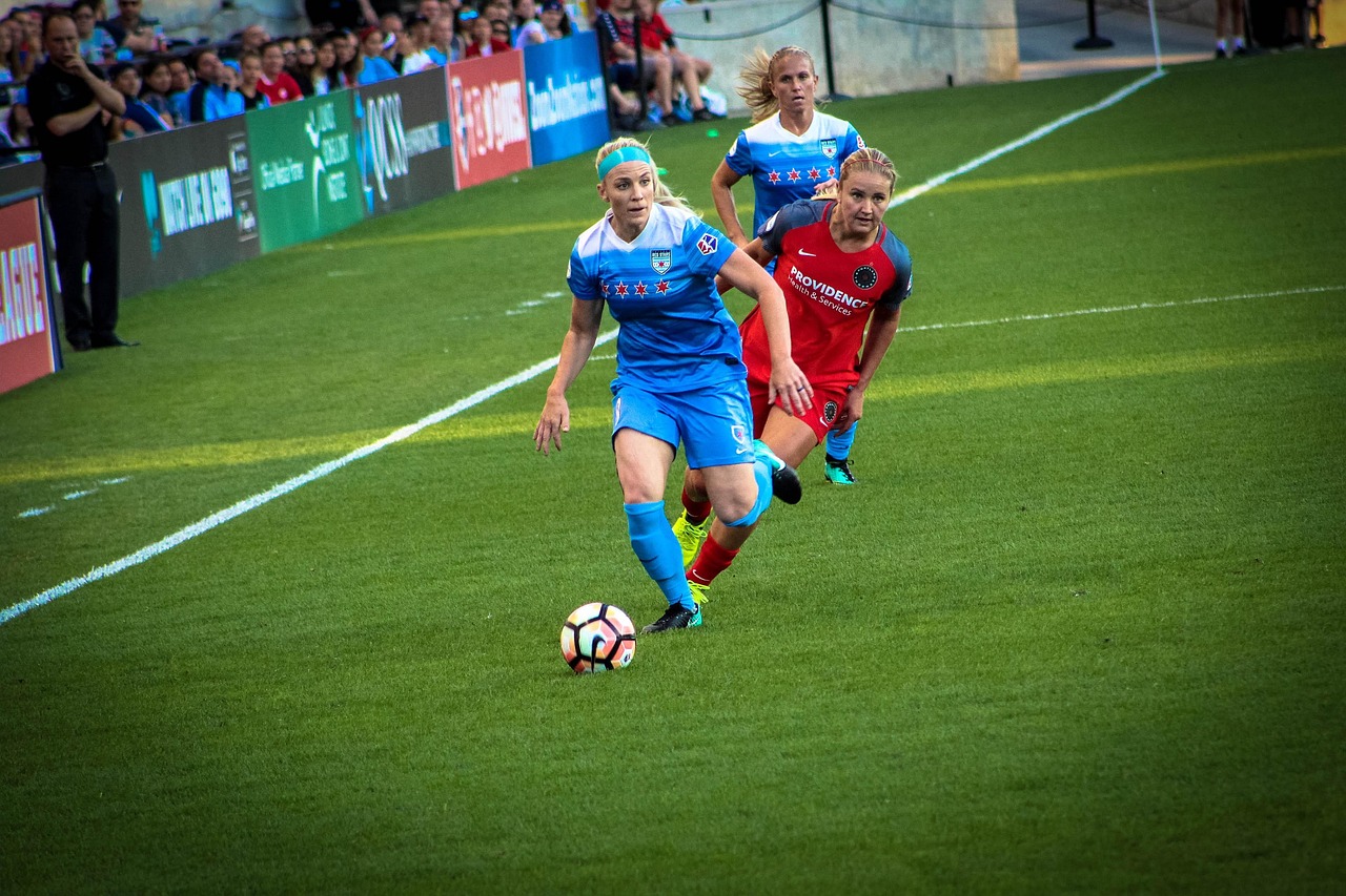 袁磊磊比賽，閃耀賽場，星途璀璨