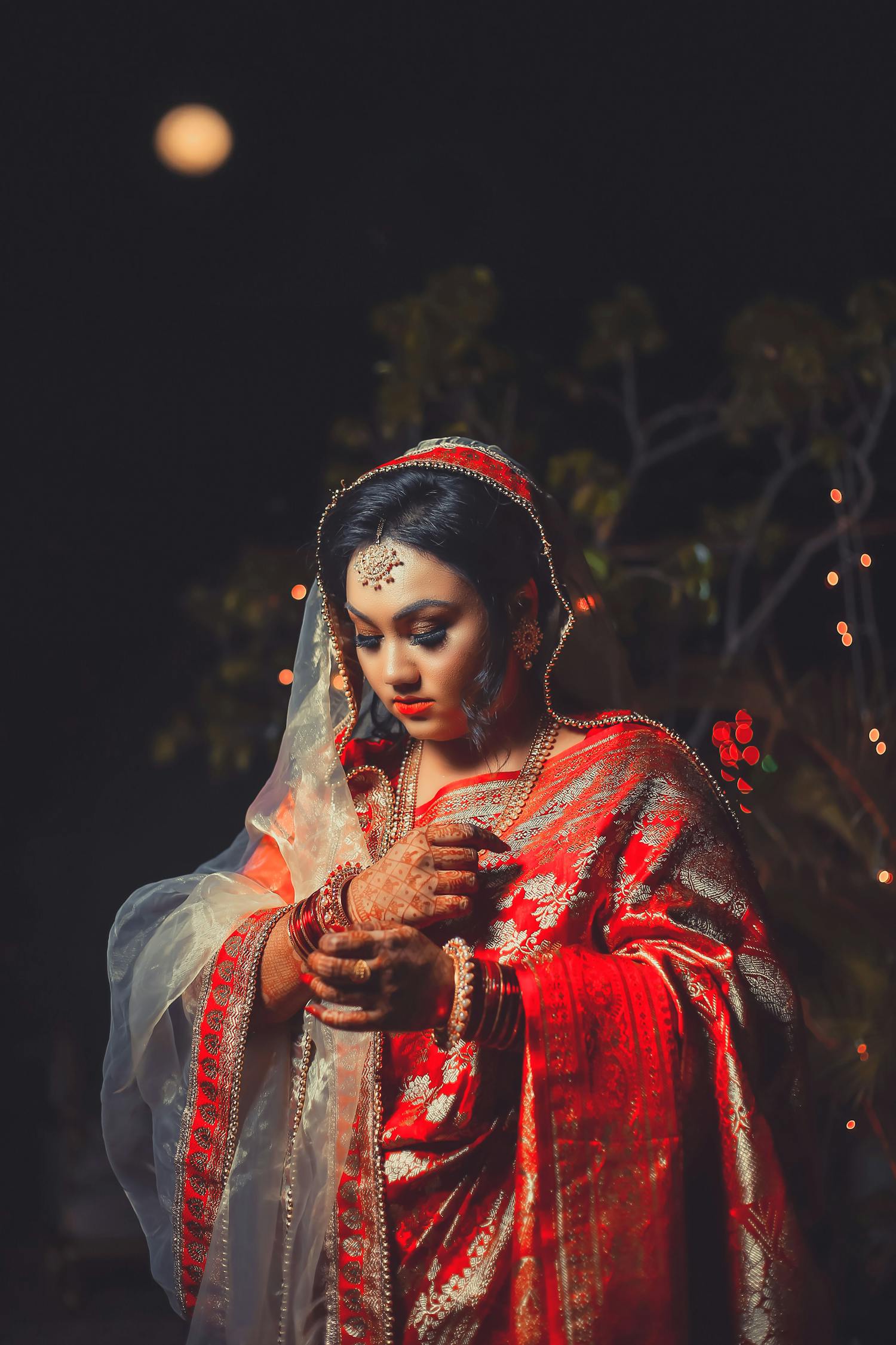 屋塔房王世子演員，演技與角色的無縫融合，展現(xiàn)完美融合的藝術(shù)魅力