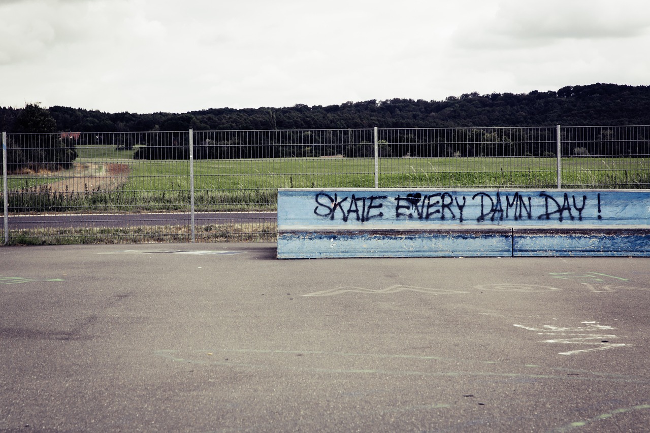 鄰水工業(yè)園區(qū)招聘信息概覽，職業(yè)發(fā)展的新天地，鄰水工業(yè)園區(qū)崗位招募啟動！