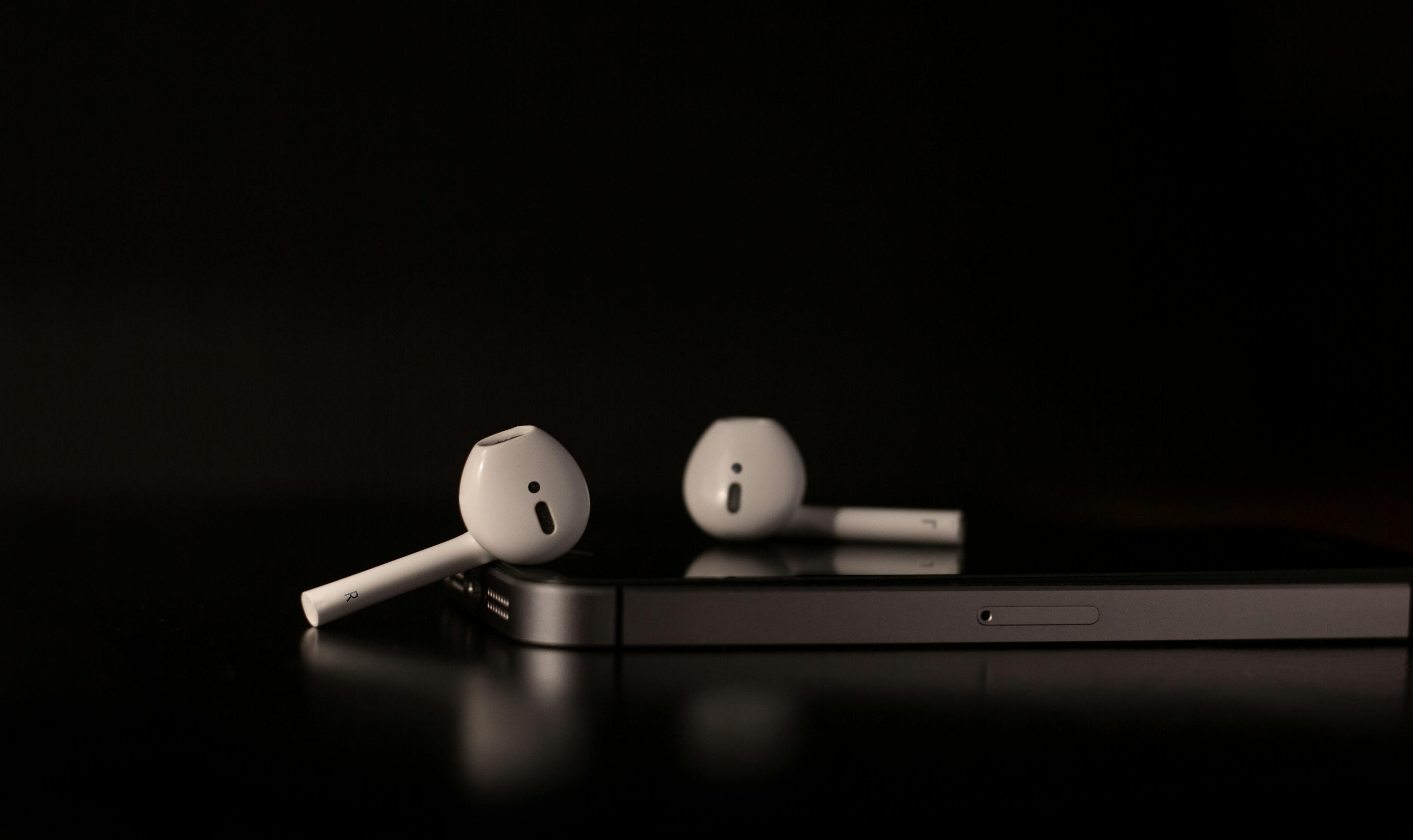 蘋(píng)果新款耳機(jī)重塑音頻體驗(yàn)，未來(lái)之作正式發(fā)布