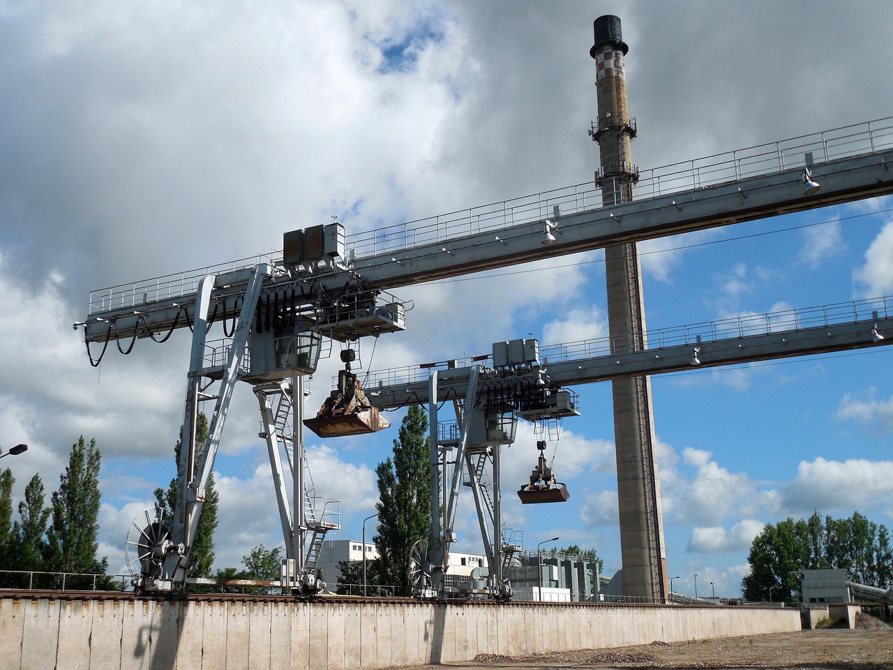 徐工新款設(shè)備，引領(lǐng)工程機(jī)械行業(yè)新標(biāo)桿