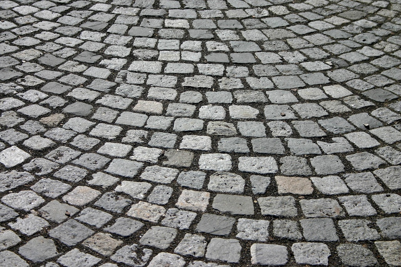 新型地面鋪設(shè)技術(shù)教程視頻，掌握現(xiàn)代地面鋪裝技巧的全面指南