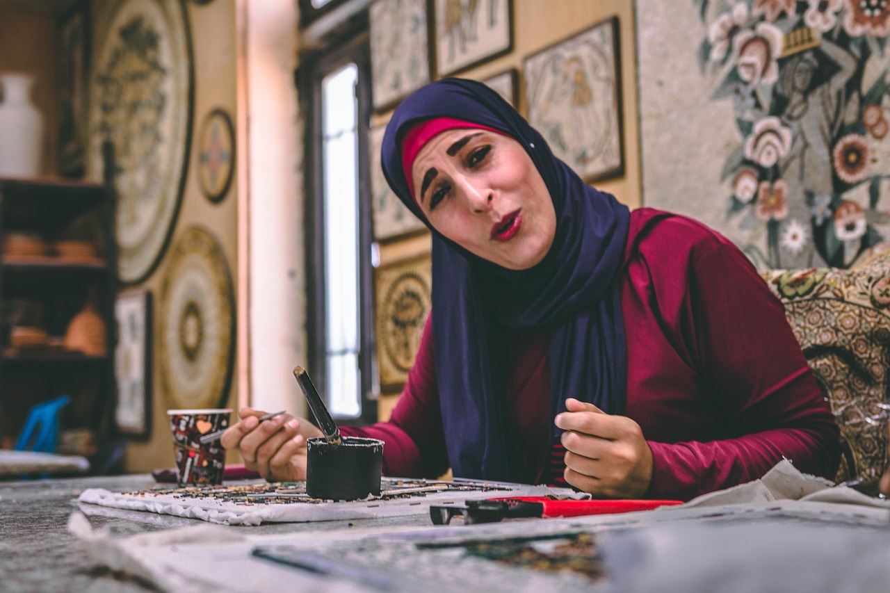 董潔演繹的電視劇世界，從屏幕走向人心的藝術(shù)之旅，展現(xiàn)深情之旅