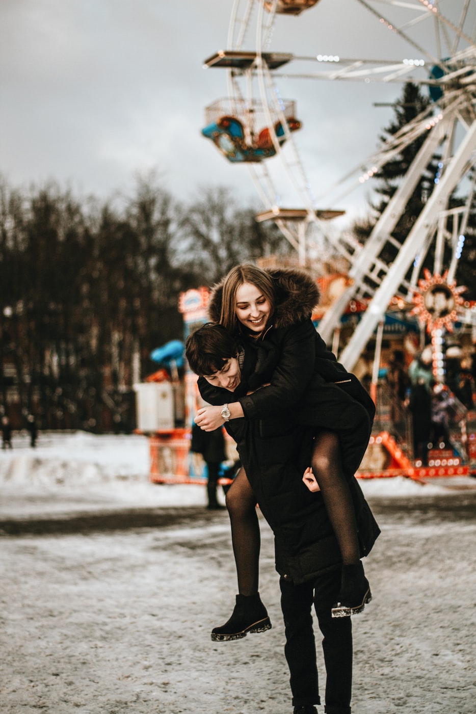 電影被愛(ài)情遺忘的角落，探索愛(ài)與遺忘的深刻主題