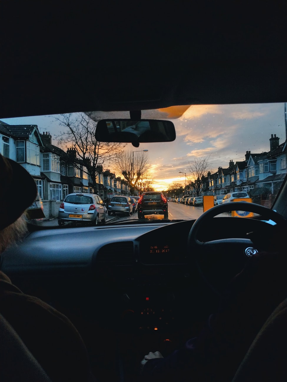 蔚來股票，新能源汽車行業(yè)的翹楚與投資黃金機遇