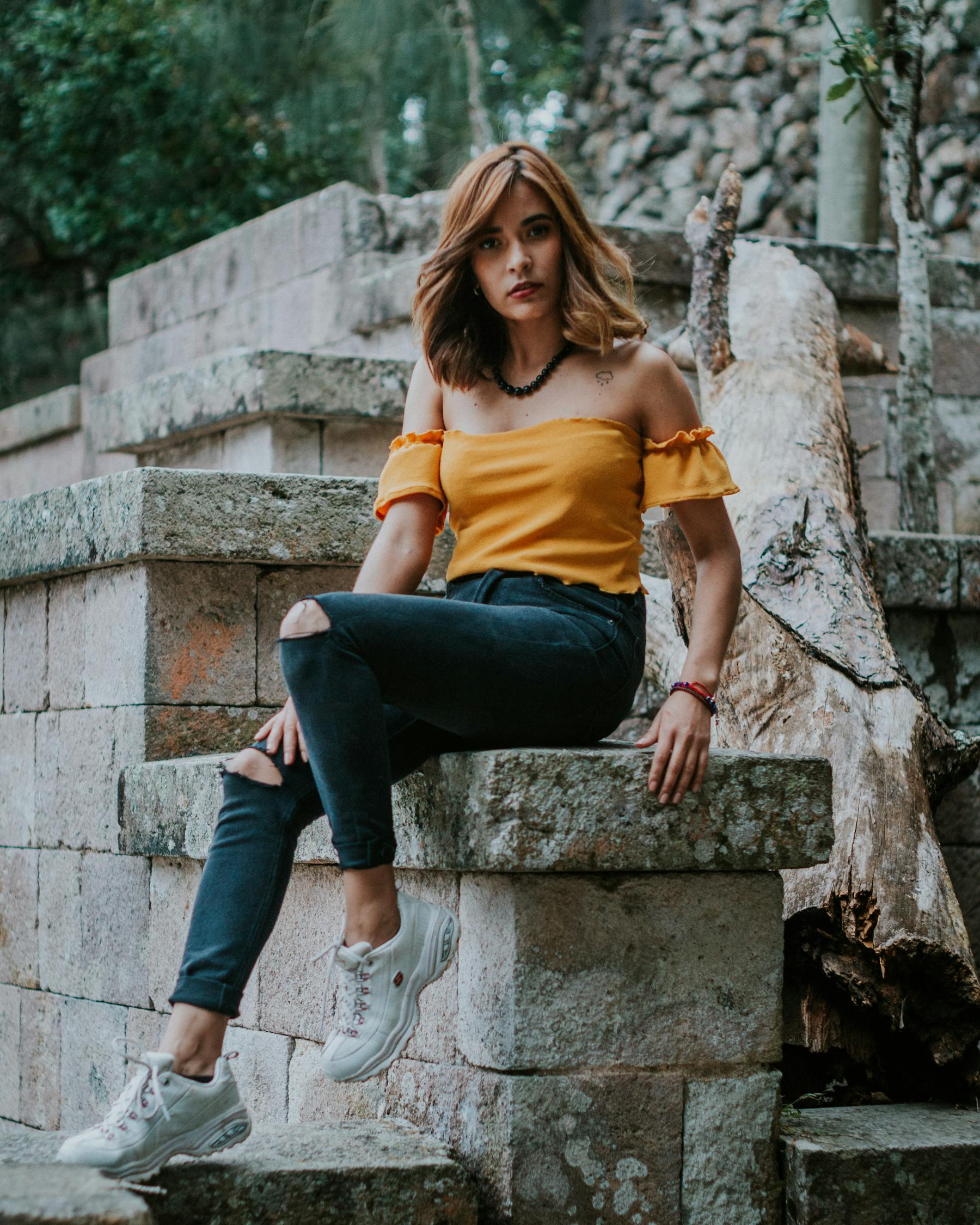 街頭時尚新潮照，捕捉潮流前沿的獨特魅力風采